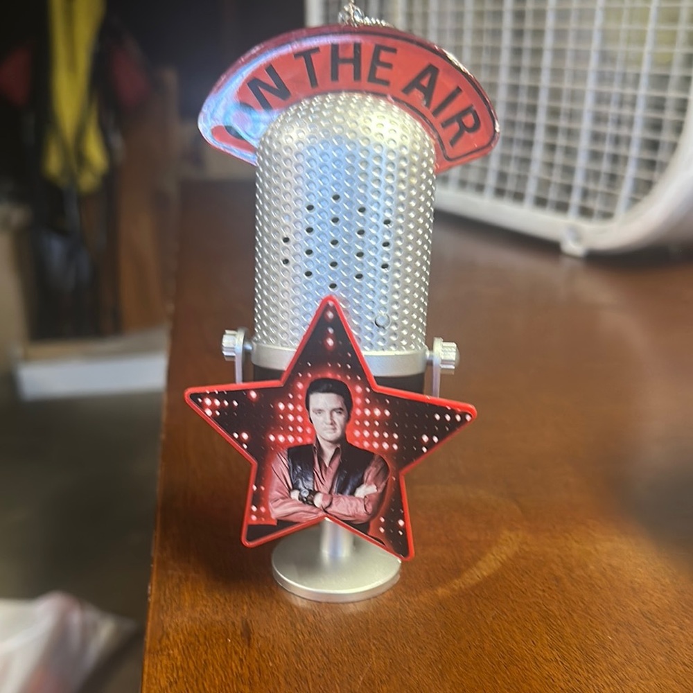 Elvis Presley Illuminated Musical Ornament - Plays "Hound Dog"